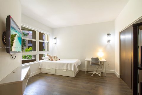 Купить кондоминиум в Ки-Бискейн, Флорида 3 спальни, 170.01м2, № 2035103 - фото 17