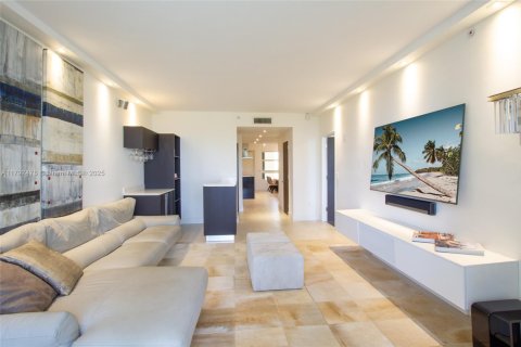 Купить кондоминиум в Ки-Бискейн, Флорида 3 спальни, 170.01м2, № 2035103 - фото 3