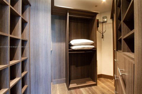 Купить кондоминиум в Ки-Бискейн, Флорида 3 спальни, 170.01м2, № 2035103 - фото 10