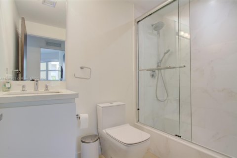 Купить кондоминиум в Ки-Бискейн, Флорида 3 спальни, 170.01м2, № 2035103 - фото 19