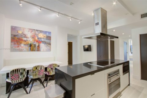 Купить кондоминиум в Ки-Бискейн, Флорида 3 спальни, 170.01м2, № 2035103 - фото 7