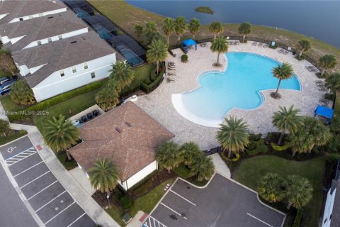 Купить таунхаус в Киссимми, Флорида 3 комнаты, 210.24м2, № 1960157 - фото 30