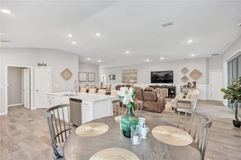 Villa ou maison à vendre à Jacksonville, Floride: 4 chambres, 217.86 m2 № 1547702 - photo 8