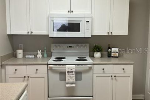Copropriété à louer à Orlando, Floride: 2 chambres, 99.96 m2 № 2103457 - photo 2