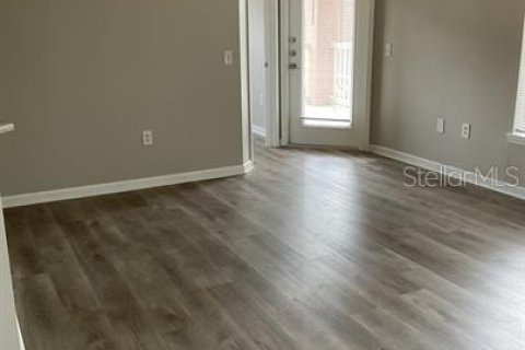 Copropriété à louer à Orlando, Floride: 2 chambres, 99.96 m2 № 2103457 - photo 8