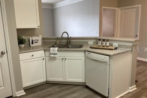 Copropriété à louer à Orlando, Floride: 2 chambres, 99.96 m2 № 2103457 - photo 3