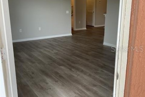 Copropriété à louer à Orlando, Floride: 2 chambres, 99.96 m2 № 2103457 - photo 14