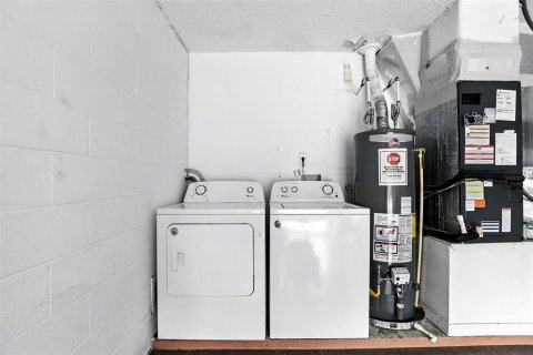 Casa en venta en Orlando, Florida, 3 dormitorios, 104.98 m2 № 1917571 - foto 23