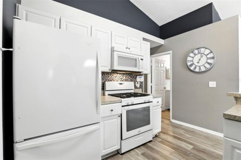 Casa en venta en Orlando, Florida, 3 dormitorios, 104.98 m2 № 1917571 - foto 12