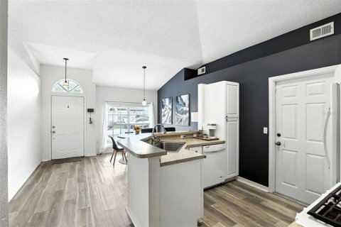 Casa en venta en Orlando, Florida, 3 dormitorios, 104.98 m2 № 1917571 - foto 10