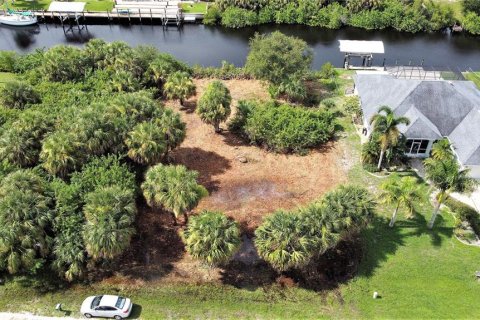 Terreno en venta en Port Charlotte, Florida № 251611 - foto 5