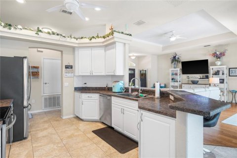 Casa en venta en Spring Hill, Florida, 3 dormitorios, 182.09 m2 № 1834610 - foto 10
