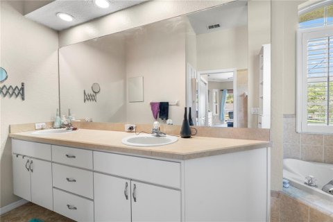 Casa en venta en Spring Hill, Florida, 3 dormitorios, 182.09 m2 № 1834610 - foto 19