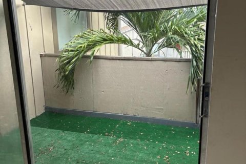 Condo in Lauderhill, Florida, 3 bedrooms  № 2083284 - photo 2