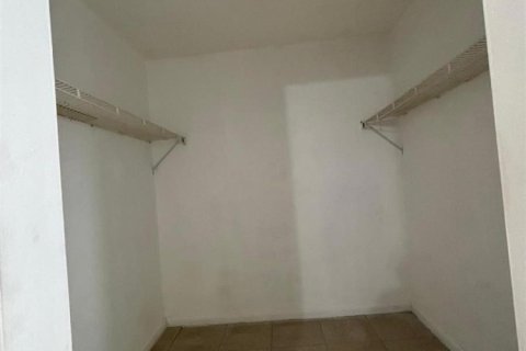 Condo in Lauderhill, Florida, 3 bedrooms  № 2083284 - photo 16