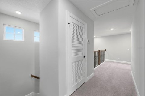 House in Lake Alfred, Florida 4 bedrooms, 203.83 sq.m. № 2104998 - photo 23