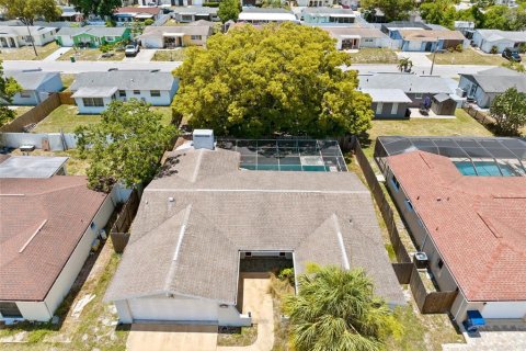 Villa ou maison à vendre à Port Richey, Floride: 3 chambres, 140.47 m2 № 2201580 - photo 2