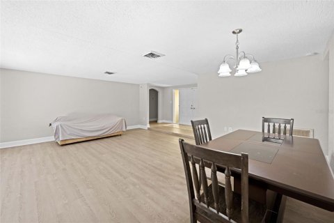Villa ou maison à vendre à Port Richey, Floride: 3 chambres, 140.47 m2 № 2201580 - photo 14