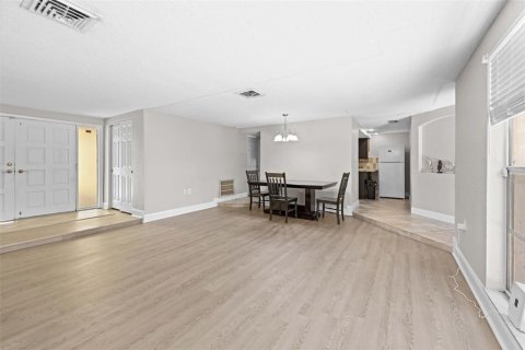 Villa ou maison à vendre à Port Richey, Floride: 3 chambres, 140.47 m2 № 2201580 - photo 16