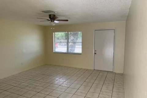 Appartement à louer à Lake Worth, Floride: 3 chambres, 97.55 m2 № 2406200 - photo 3