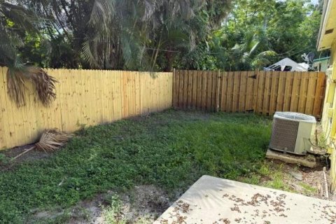 Appartement à louer à Lake Worth, Floride: 3 chambres, 97.55 m2 № 2406200 - photo 10