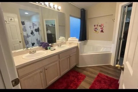 House in Davenport, Florida 3 bedrooms, 176.98 sq.m. № 1640382 - photo 4
