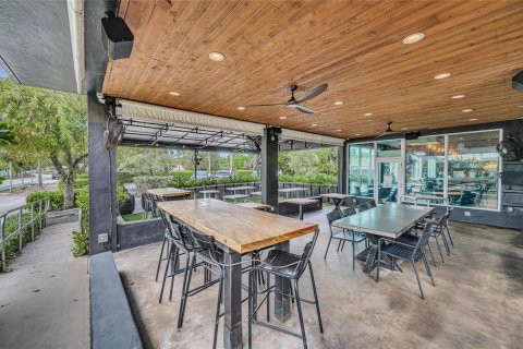 Propiedad comercial en venta en Fort Lauderdale, Florida № 2158517 - foto 7