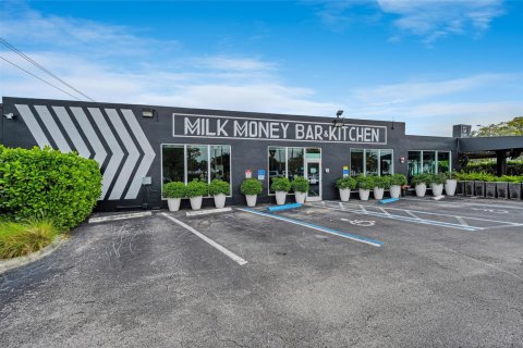 Propiedad comercial en venta en Fort Lauderdale, Florida № 2158517 - foto 24