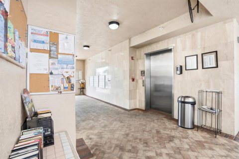 Купить кондоминиум в Тамарак, Флорида 3 комнаты, 149.02м2, № 2086547 - фото 4