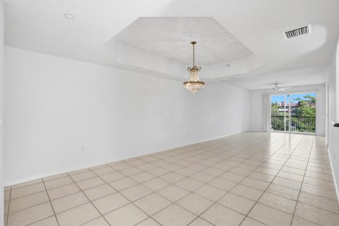 Купить кондоминиум в Тамарак, Флорида 3 комнаты, 149.02м2, № 2086547 - фото 9