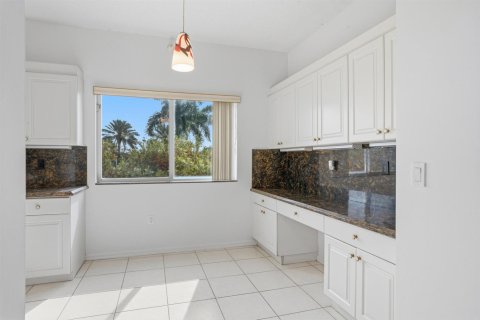 Купить кондоминиум в Тамарак, Флорида 3 комнаты, 149.02м2, № 2086547 - фото 18