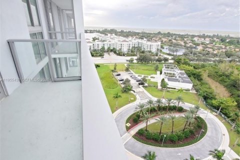 Condo in Sunrise, Florida, 3 bedrooms  № 2010204 - photo 3