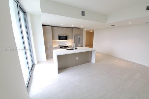 Condo in Sunrise, Florida, 3 bedrooms  № 2010204 - photo 10