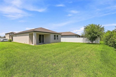 Villa ou maison à louer à New Smyrna Beach, Floride: 3 chambres, 137.5 m2 № 2409876 - photo 10