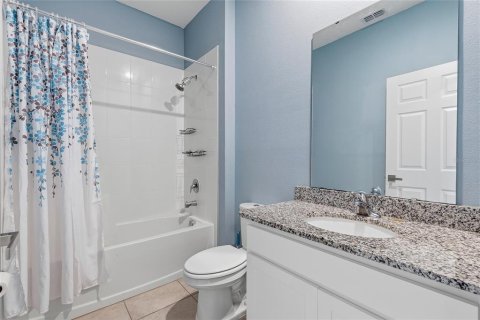 Villa ou maison à louer à New Smyrna Beach, Floride: 3 chambres, 137.5 m2 № 2409876 - photo 8