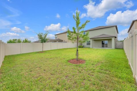 Villa ou maison à louer à Plant City, Floride: 4 chambres, 178.37 m2 № 2427244 - photo 5