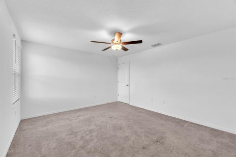 Villa ou maison à louer à Plant City, Floride: 4 chambres, 178.37 m2 № 2427244 - photo 15