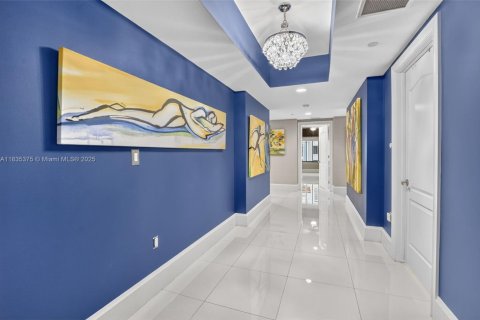 Condo in Boca Raton, Florida, 3 bedrooms  № 1818484 - photo 11