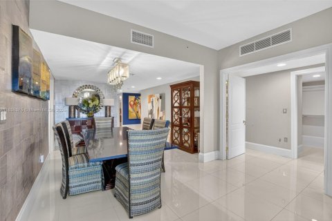 Condo in Boca Raton, Florida, 3 bedrooms  № 1818484 - photo 14