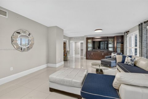Condo in Boca Raton, Florida, 3 bedrooms  № 1818484 - photo 18
