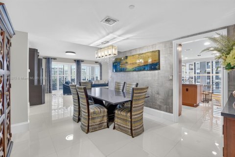 Condo in Boca Raton, Florida, 3 bedrooms  № 1818484 - photo 12