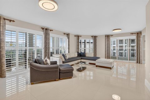 Condo in Boca Raton, Florida, 3 bedrooms  № 1818484 - photo 1