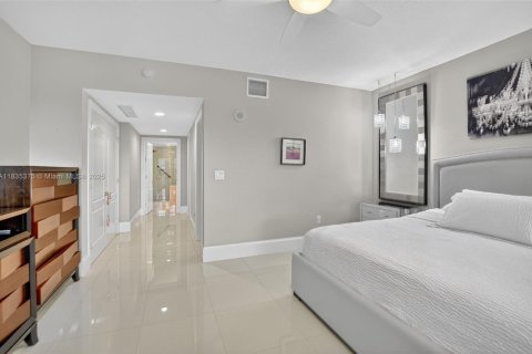 Condo in Boca Raton, Florida, 3 bedrooms  № 1818484 - photo 24