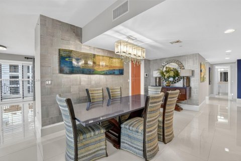 Condo in Boca Raton, Florida, 3 bedrooms  № 1818484 - photo 13