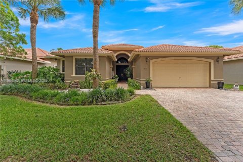 Villa ou maison à Boynton Beach, Floride 4 chambres, 262.54 m2 № 2026980