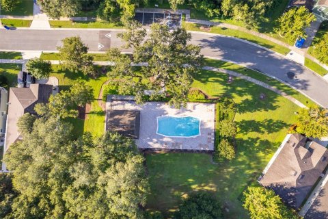 House in Tavares, Florida 3 bedrooms, 183.48 sq.m. № 1909274 - photo 24