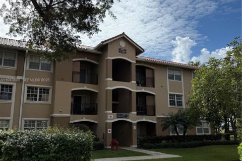 Condo à Pembroke Pines, Floride, 2 chambres  № 1998046