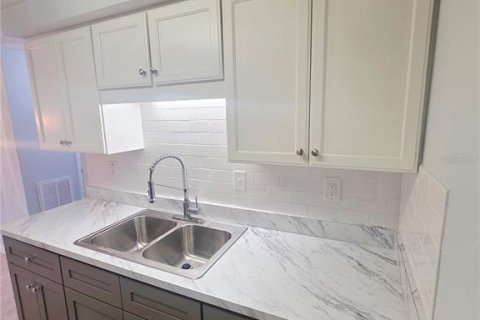 Купить кондоминиум в Нью-Порт-Ричи, Флорида 4 комнаты, 68.38м2, № 2226722 - фото 8
