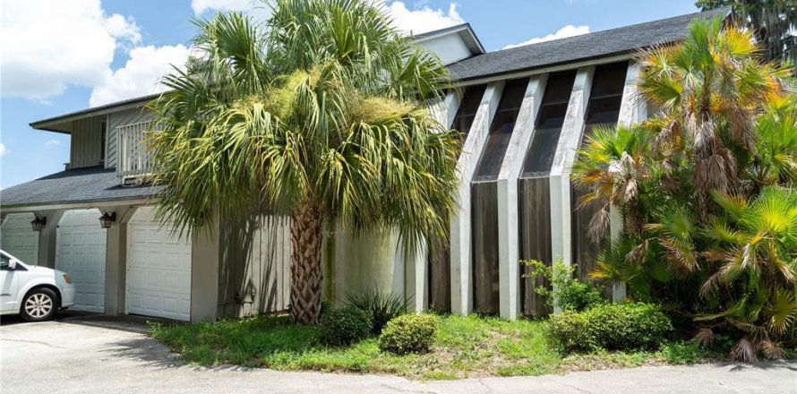 Villa ou maison à Orlando, Floride 5 chambres, 352.19 m2 № 2235532