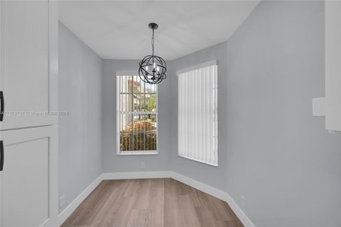 Townhouse in Boca Raton, Florida 4 bedrooms, 167.04 sq.m. № 1892047 - photo 7